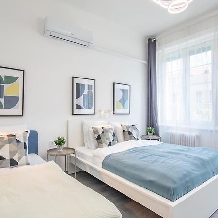 Newly Designed Central Studio Budapest Luaran gambar