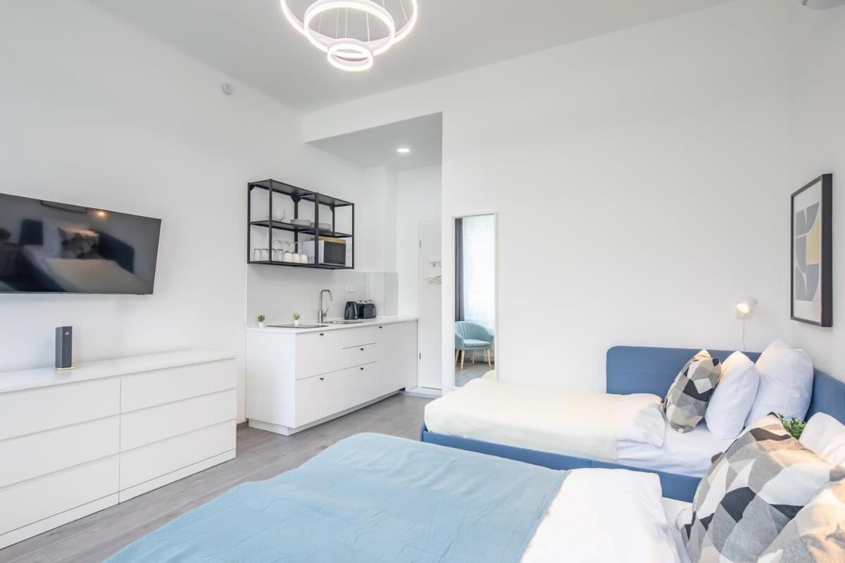 Newly Designed Central Studio Budapest Luaran gambar