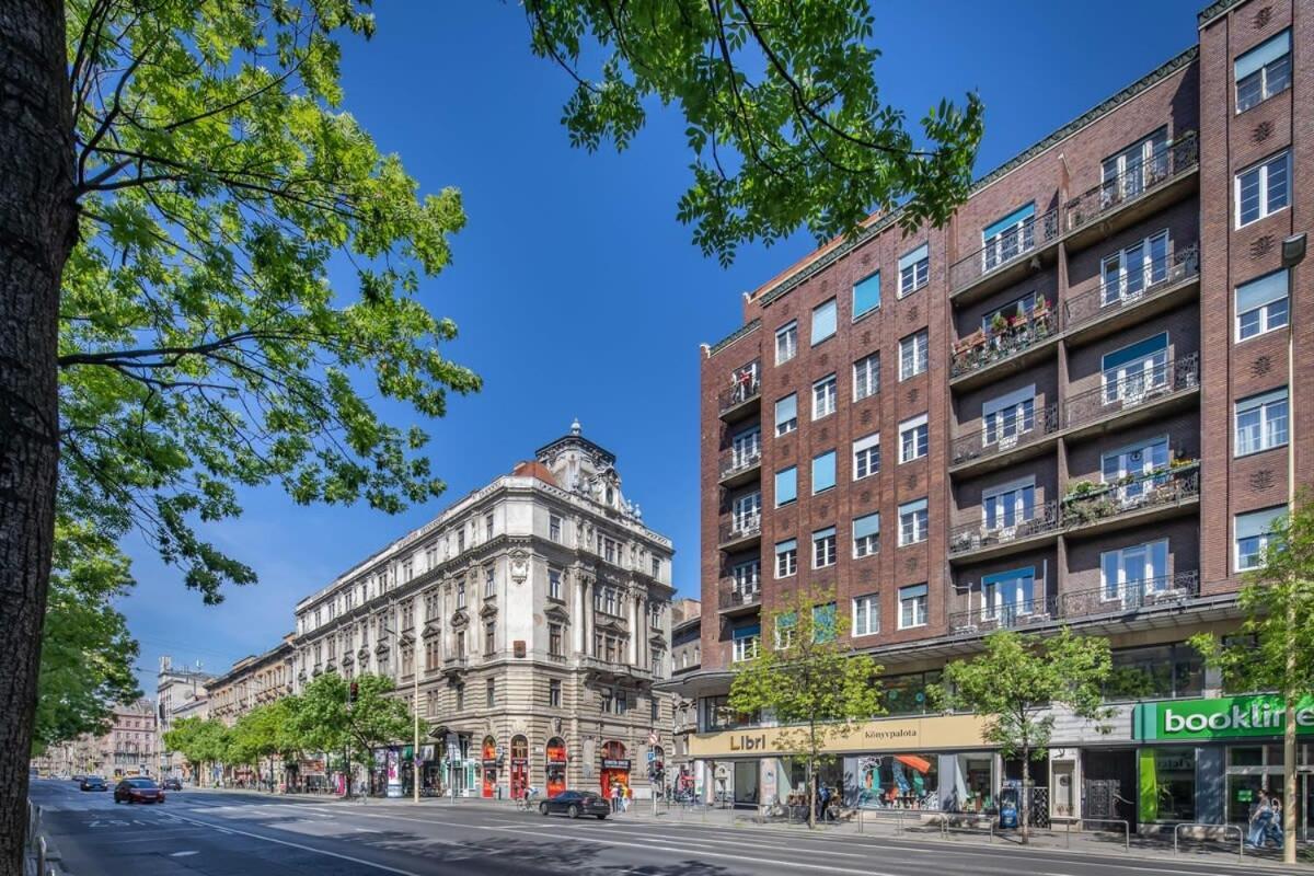 Newly Designed Central Studio Budapest Luaran gambar